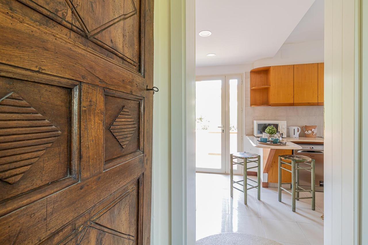 Villa Caterina La Maddalena  Экстерьер фото