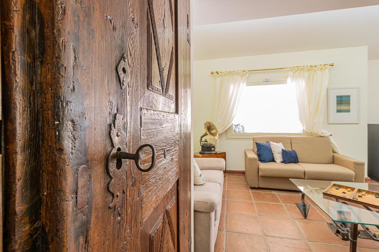 Villa Caterina La Maddalena  Экстерьер фото
