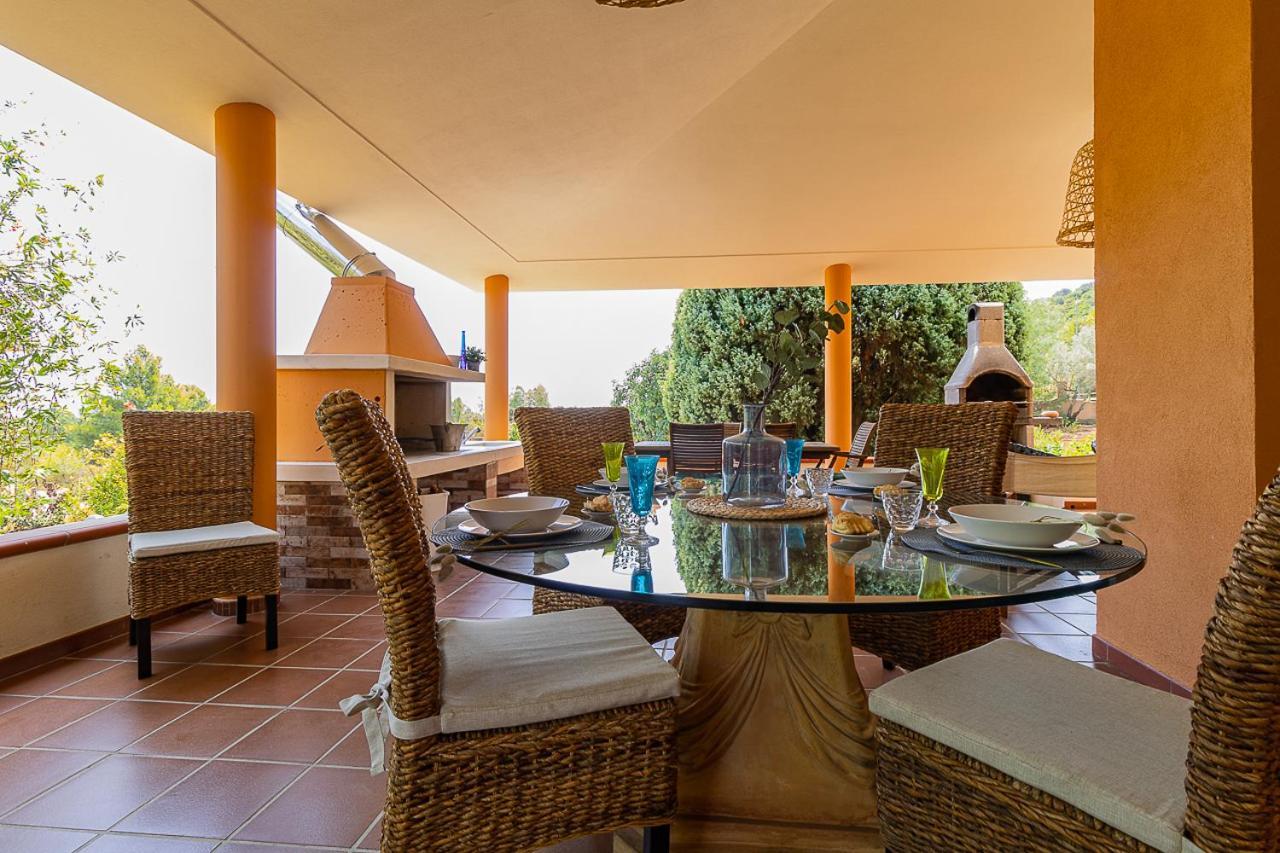 Villa Caterina La Maddalena  Экстерьер фото