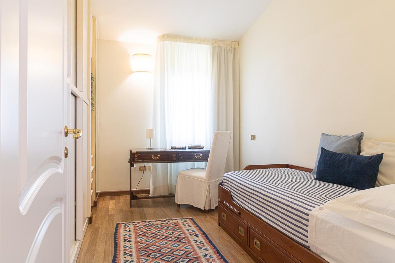 Villa Caterina La Maddalena  Экстерьер фото