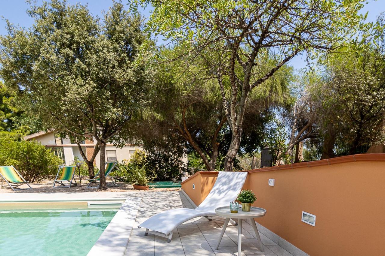 Villa Caterina La Maddalena  Экстерьер фото